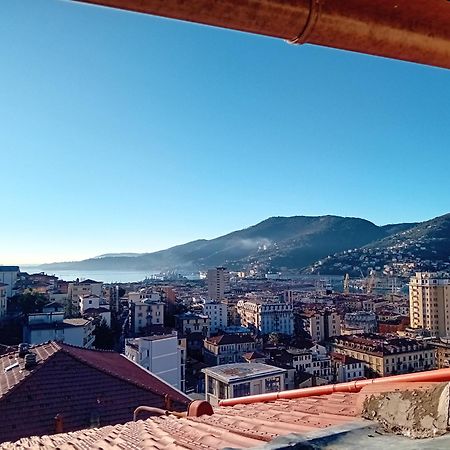Ferienwohnung Bijou Loft La Spezia Exterior foto
