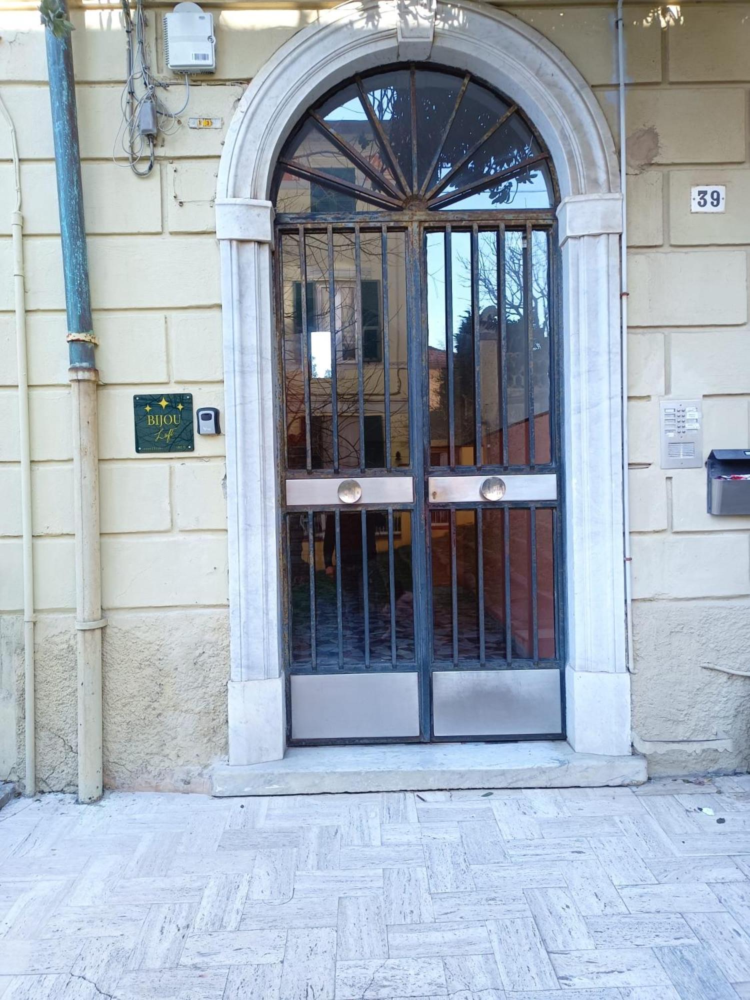 Ferienwohnung Bijou Loft La Spezia Exterior foto